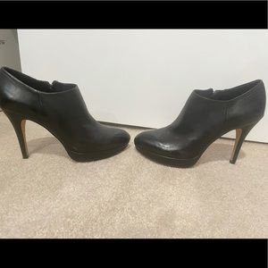 Vince Camuto Elvin Platform Booties
